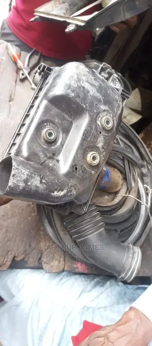 Air Flow Metre Box Toyota Corolla 2009