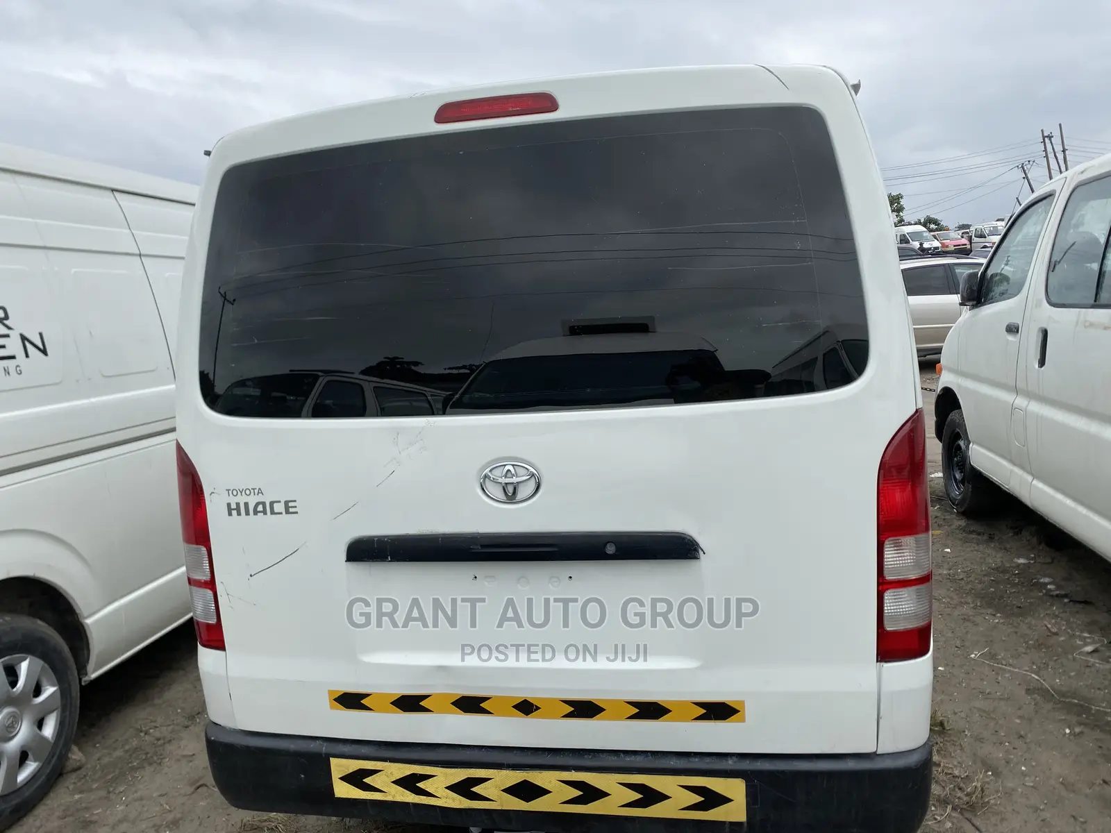 Toyota HiAce 2009 White