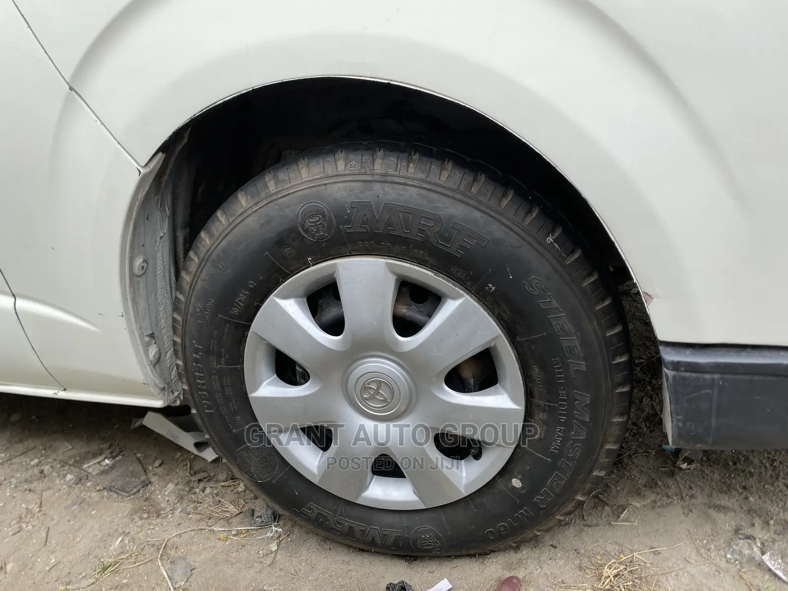 Toyota HiAce 2009 White