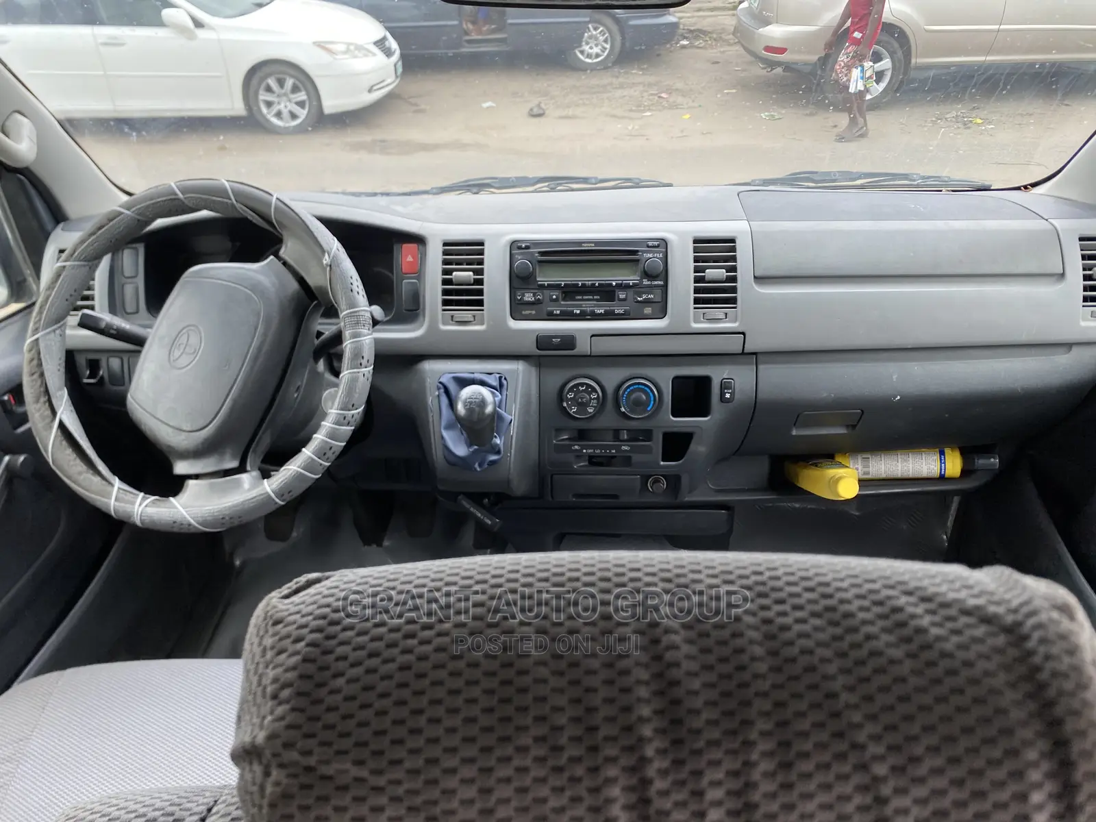 Toyota HiAce 2009 White