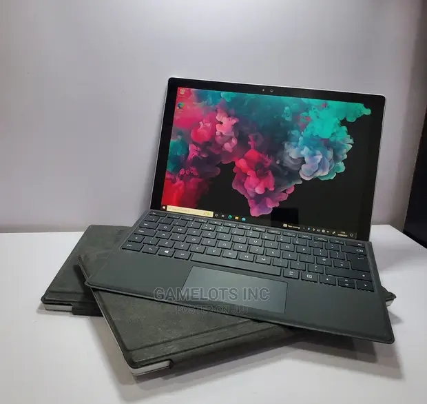 SurfacePro4 Corei5 SSD256GB 別れよ