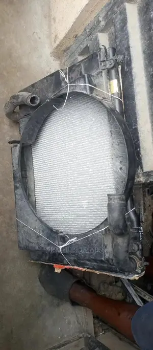 Complete Radiator Infiniti Fx45