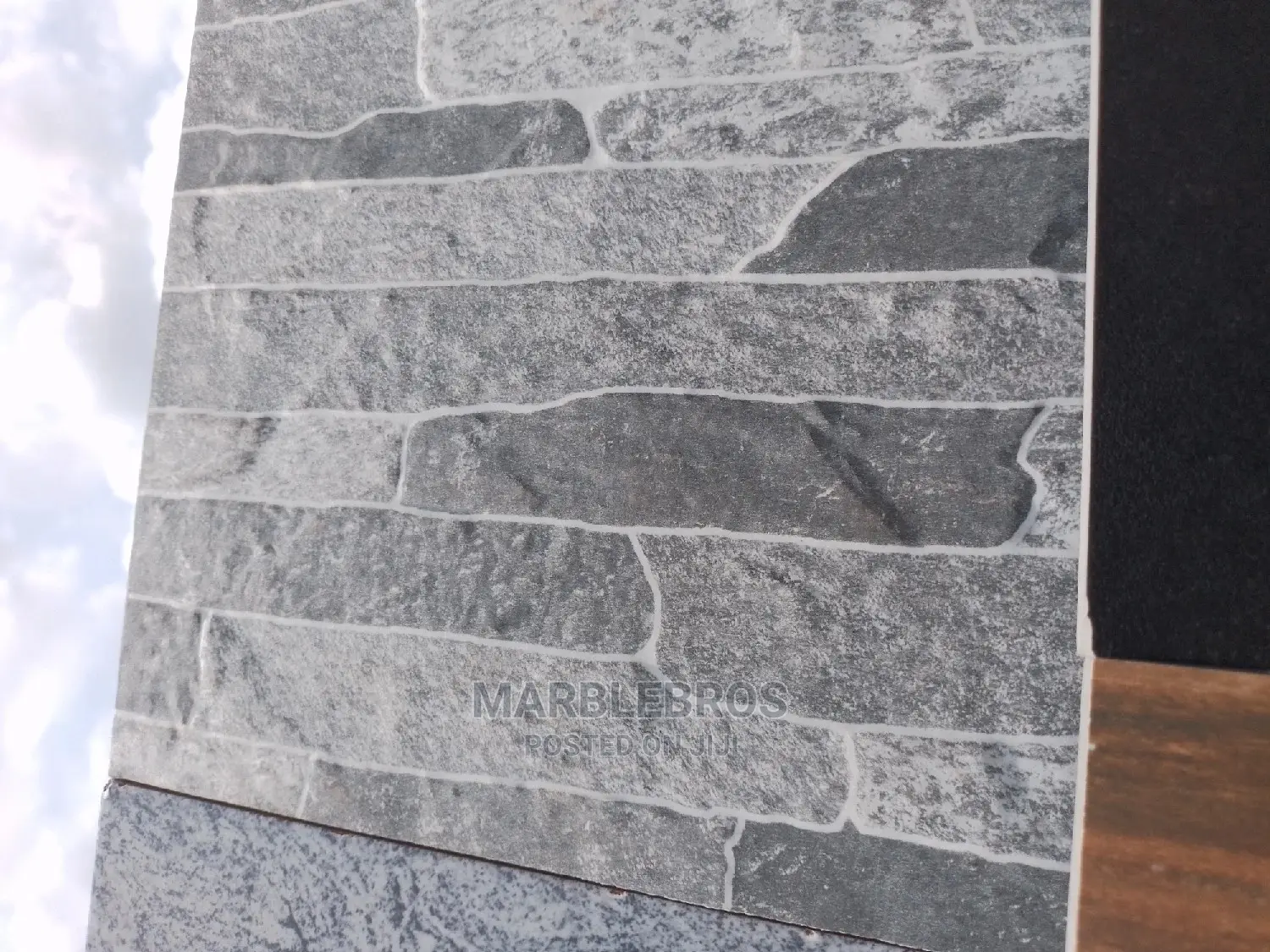Outer Wall Tiles 25x40