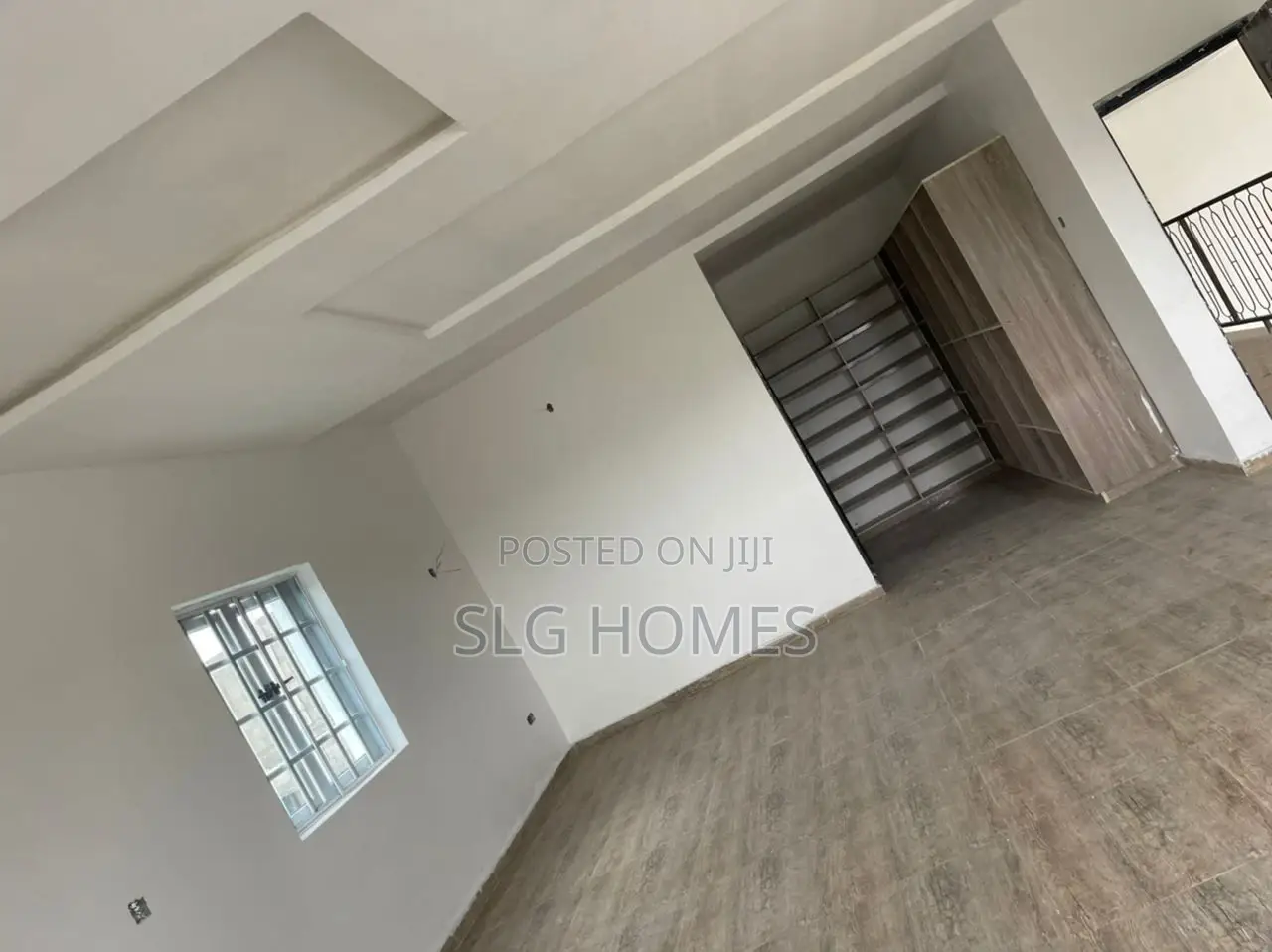 Pop Ceiling and Wall Screeding
