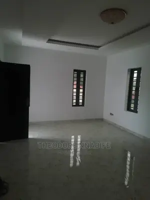 5bdrm Farm House in Ikeja Gra for sale