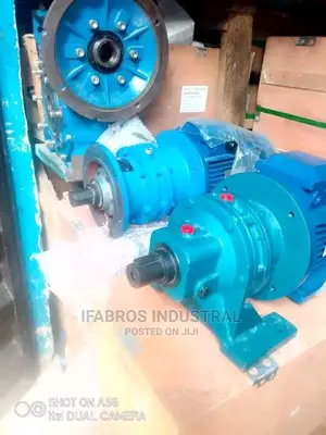 Gear Motor Foot Mounted and Flange Mounted Types
