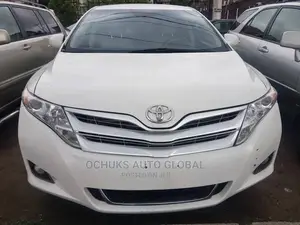 Toyota Venza AWD 2011 White