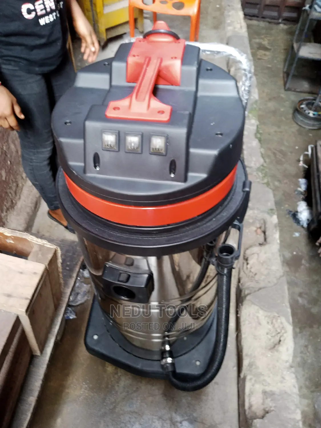 3 Engine Vacuum Cleaner