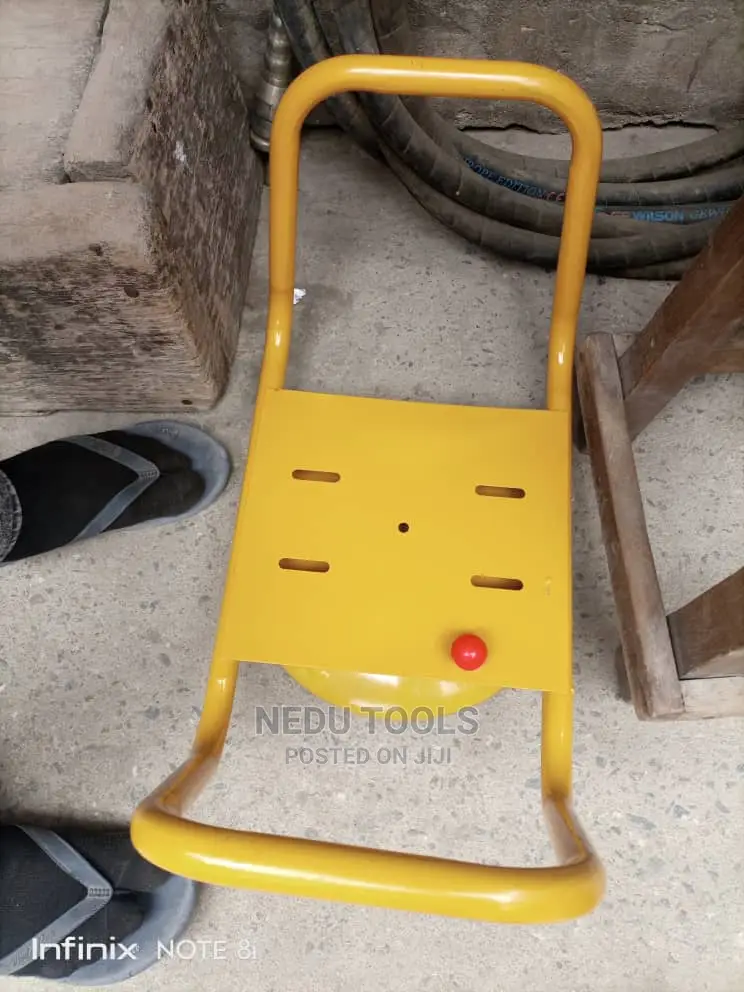 Vibrator Hanger