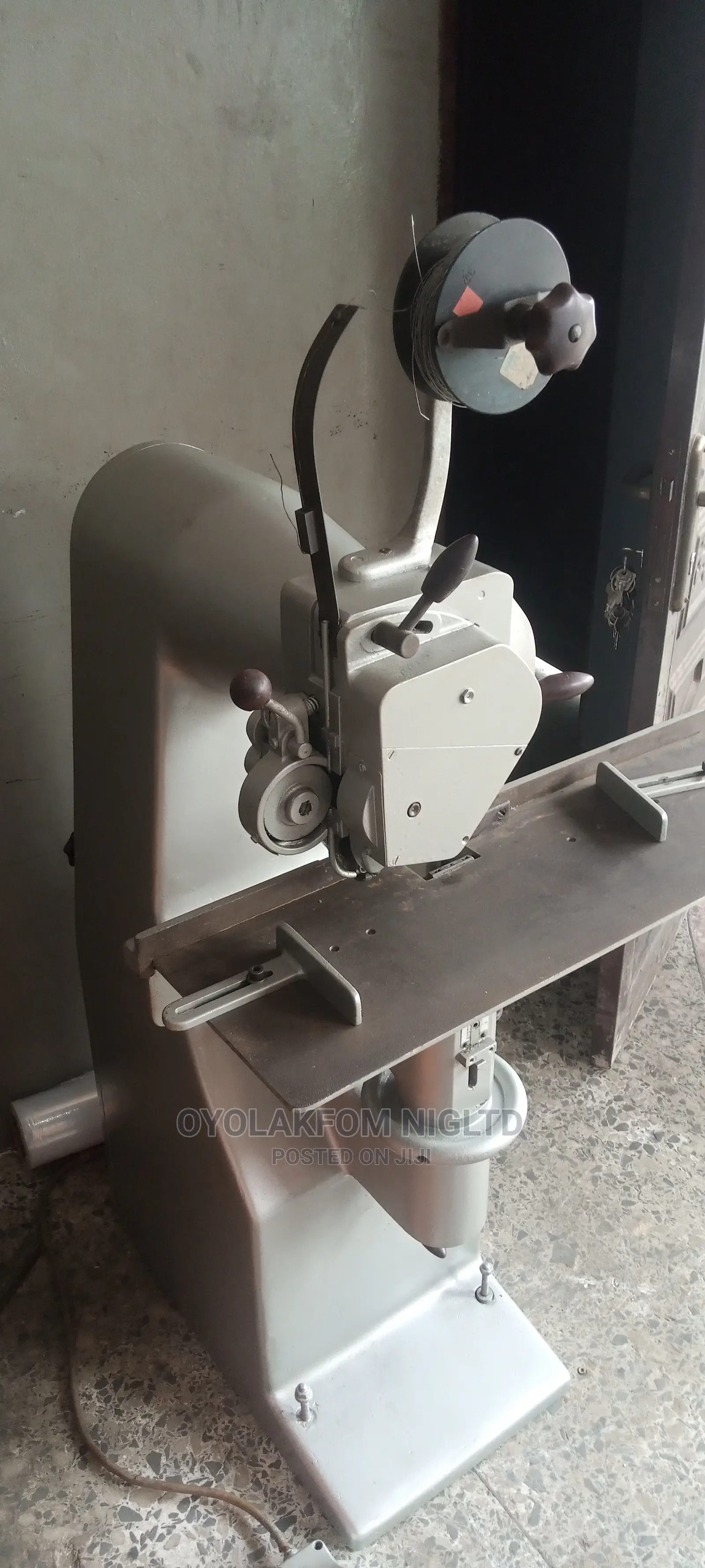 Hohner Stitching Machine