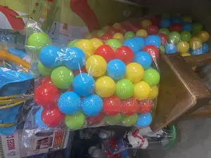100pcs by Colour Ball
