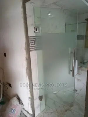 Frameless Hinge Glass Door With Half Frosted