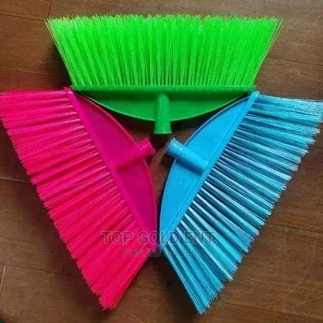 Sweeping Brush With Iron Stick
