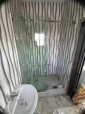 Sliding Tempered Shower Glass