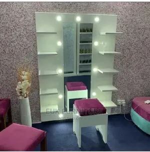 Beautiful and Unique Dresser Set