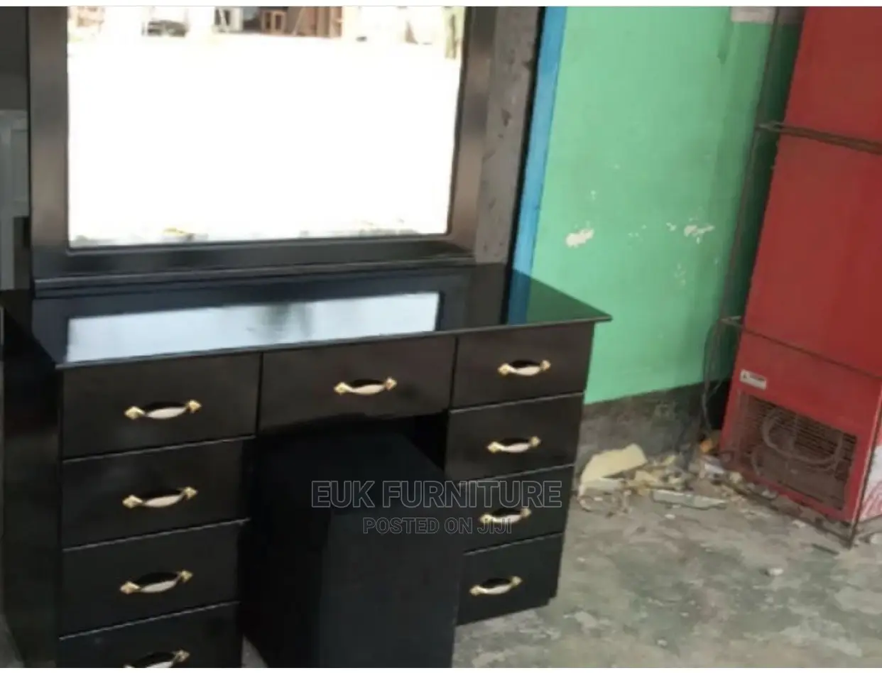 Dresser Set Available
