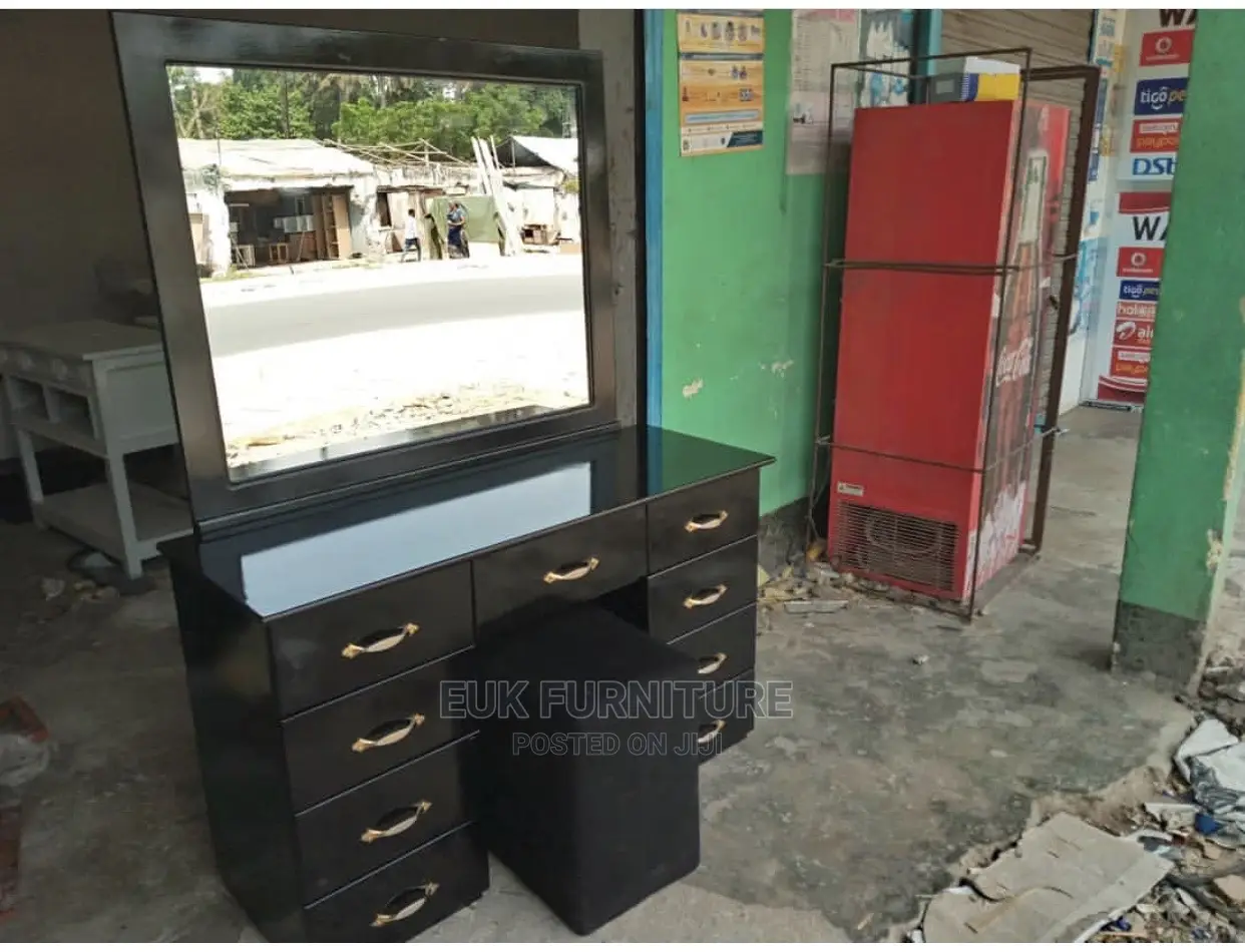 Dresser Set Available