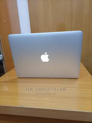 Laptop Apple MacBook Pro 2015 16GB Intel Core I7 SSD 512GB