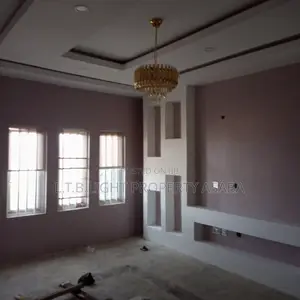 3bdrm Duplex in L.T.B Light, Oshimili South for rent