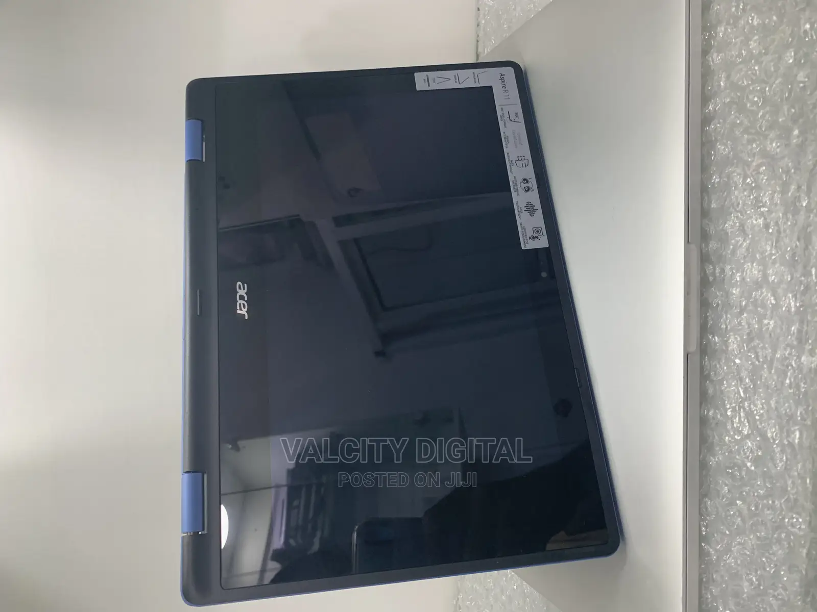 Laptop Acer Aspire R3-131T 4GB Intel Celeron SSD 60GB