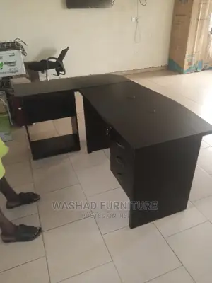 Corner Table