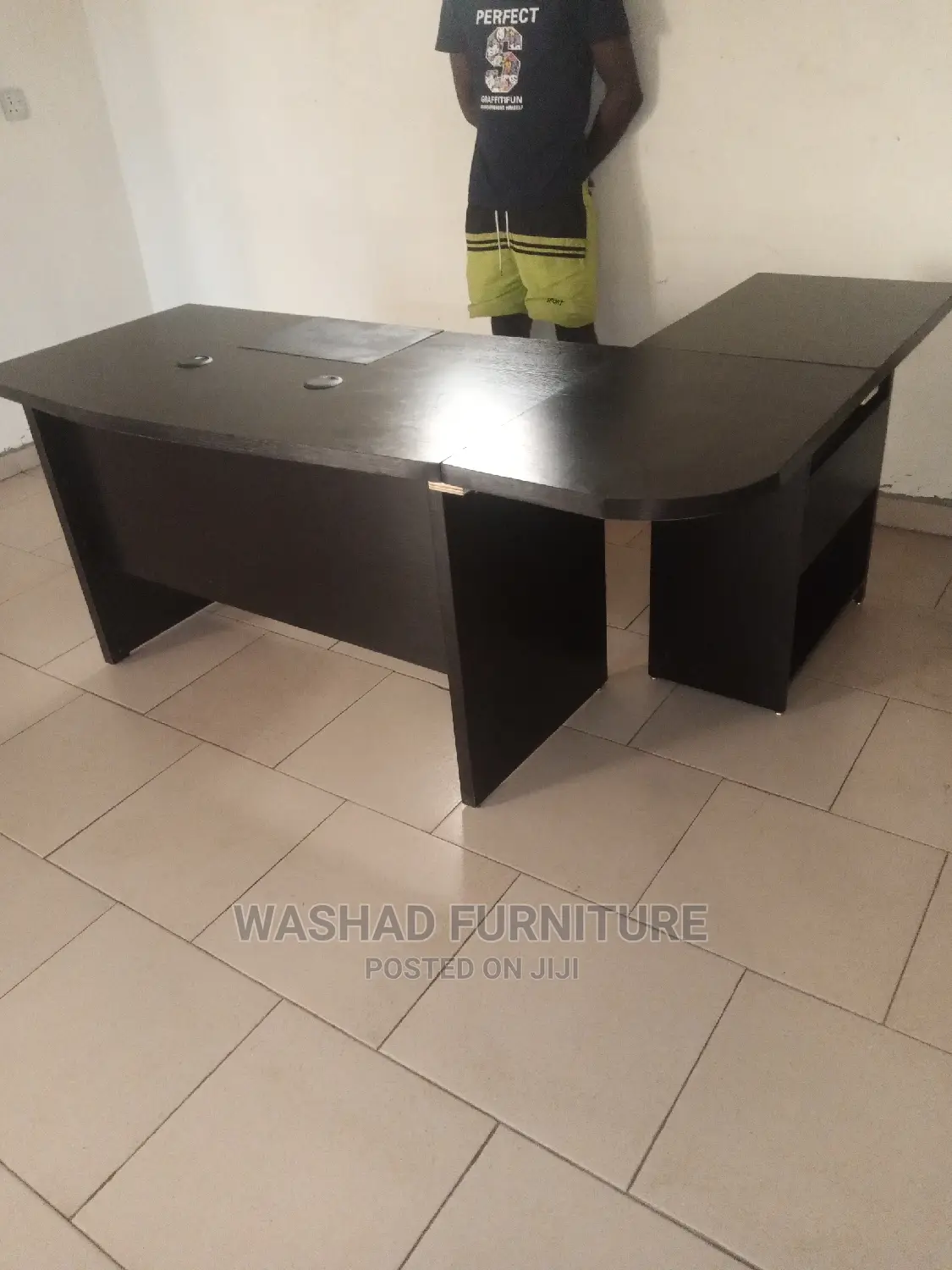 Corner Table