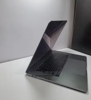 Laptop Apple MacBook Pro 2017 16GB Intel Core i7 SSD 1T