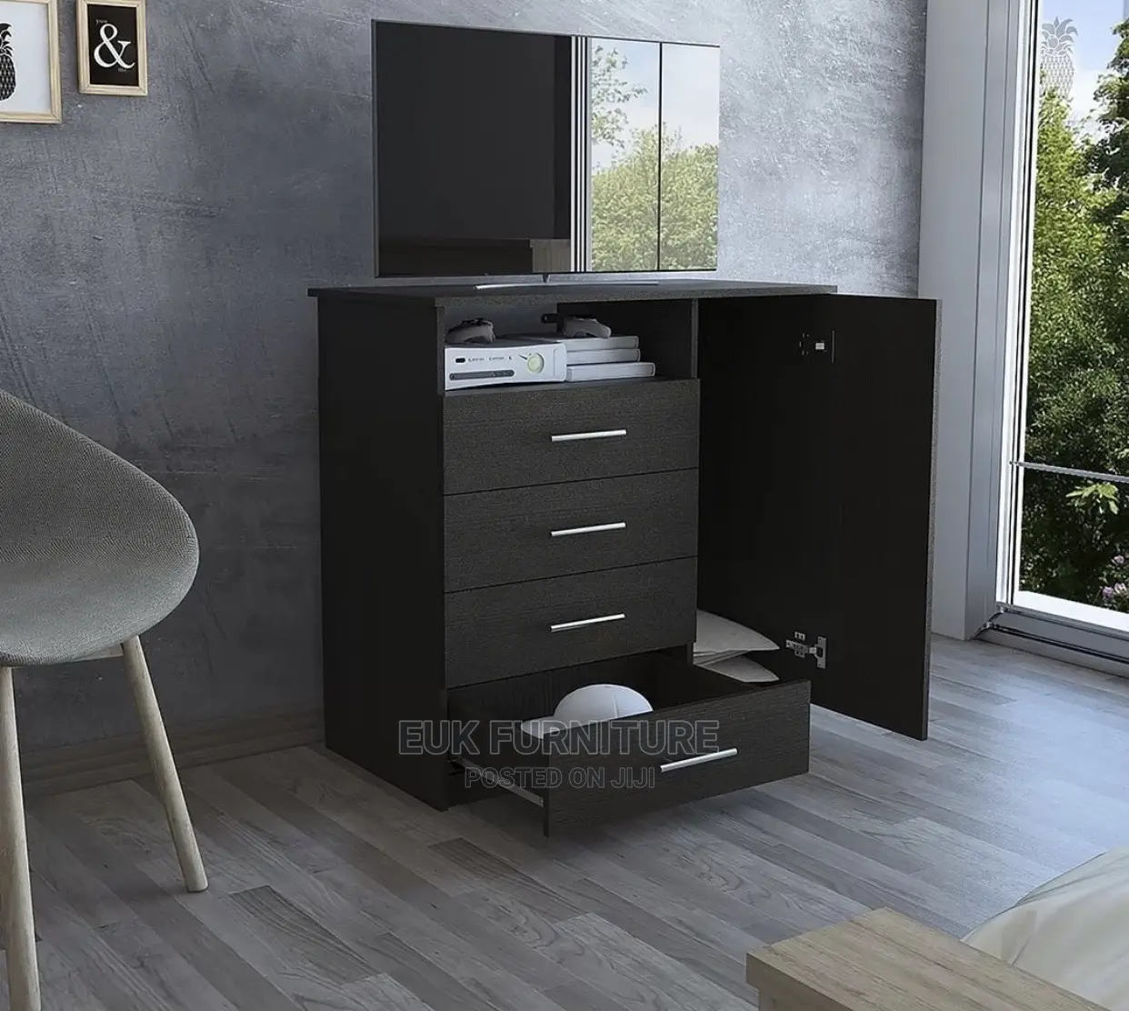 High Quality 4 Combo Dresser