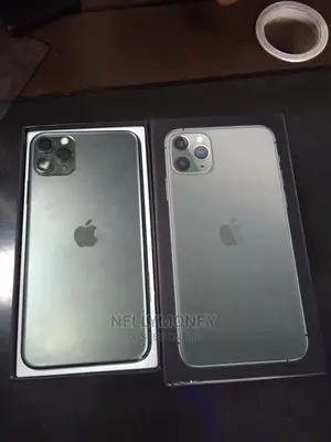 New Apple iPhone 11 Pro Max 64 GB Green