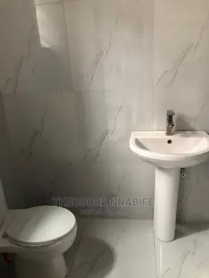 5bdrm Duplex in Omole Phase 1 for rent