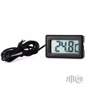 Digital Thermometer With Waterproof Probe