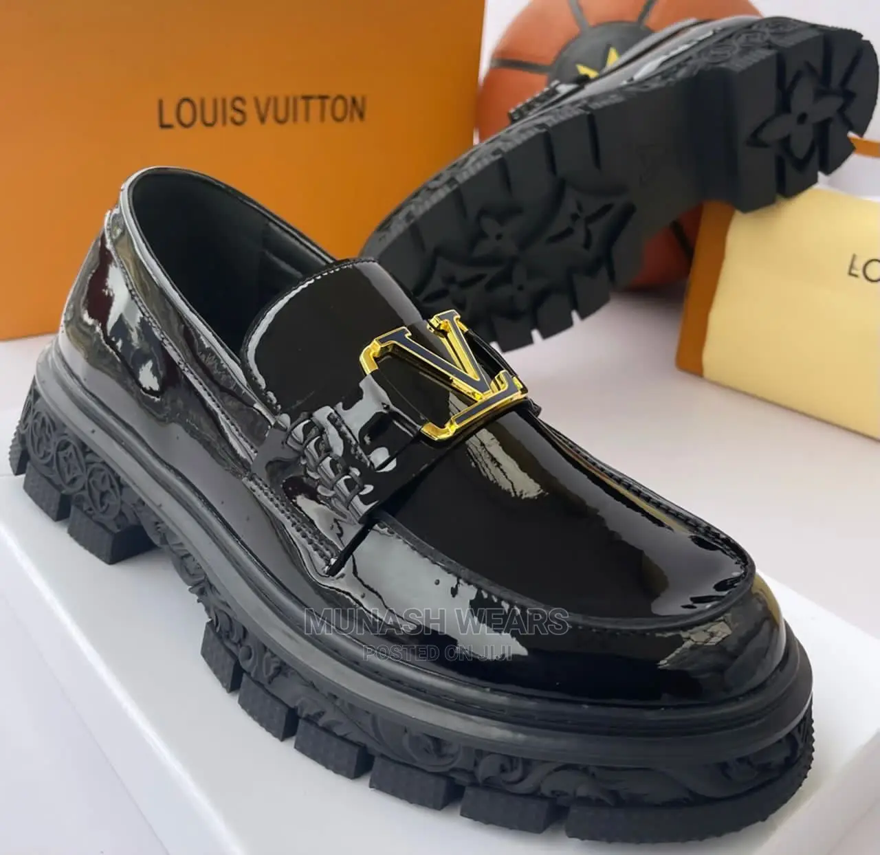 Louis Vuitton Luxury Shoe