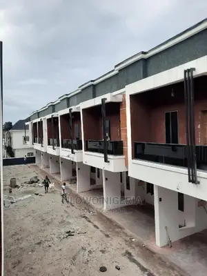 4bdrm Duplex in Ikota Gra Opposite for sale