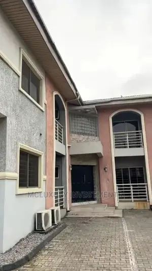 3bdrm Block of Flats in Admiralty Way, Lekki for sale