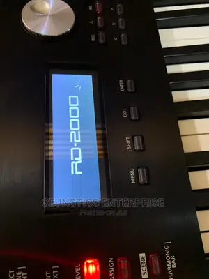 Quality Roland RD 2000 Workstation Keyboard/Piano