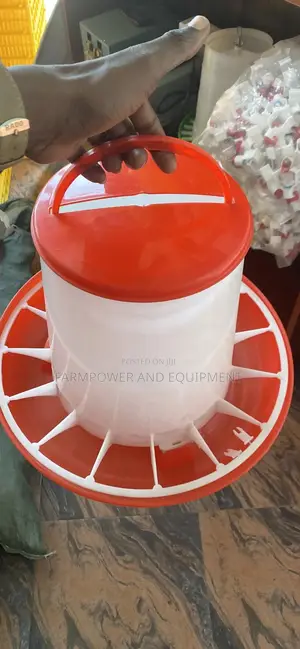 Imported 6kg Hanging Feeder