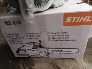 Chain Saw Machine