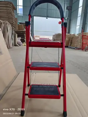 3 Steps Red Ladder Iron Ladder