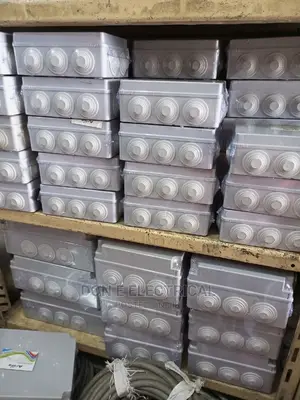 100/50 Water Proof Adaptable Box