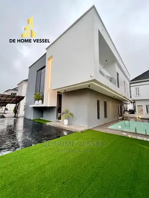 5bdrm Duplex in Ikota for Sale