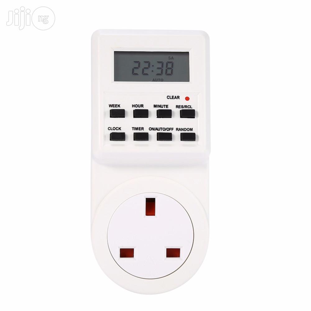 12/24 Hours 7days/Week UK/AC Plug Programmable Timer Switch