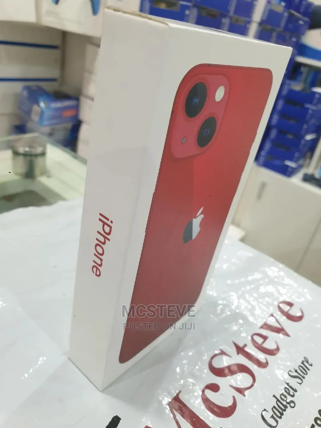 New Apple iPhone 13 128 GB Red