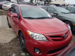 Toyota Corolla 2013 Red