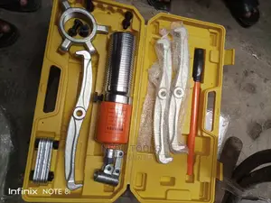 Hydraulic Puller
