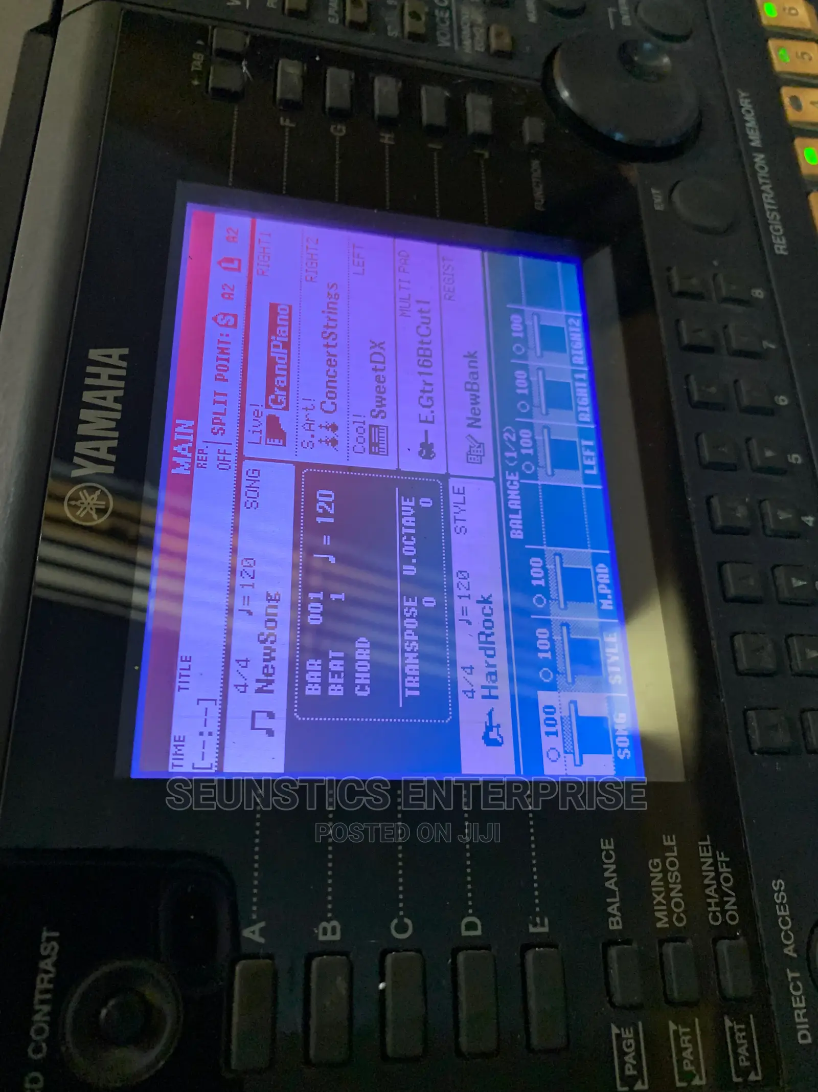 Quality Yamaha PSR S750 Keyboard/Piano in Ikeja Musical Instruments