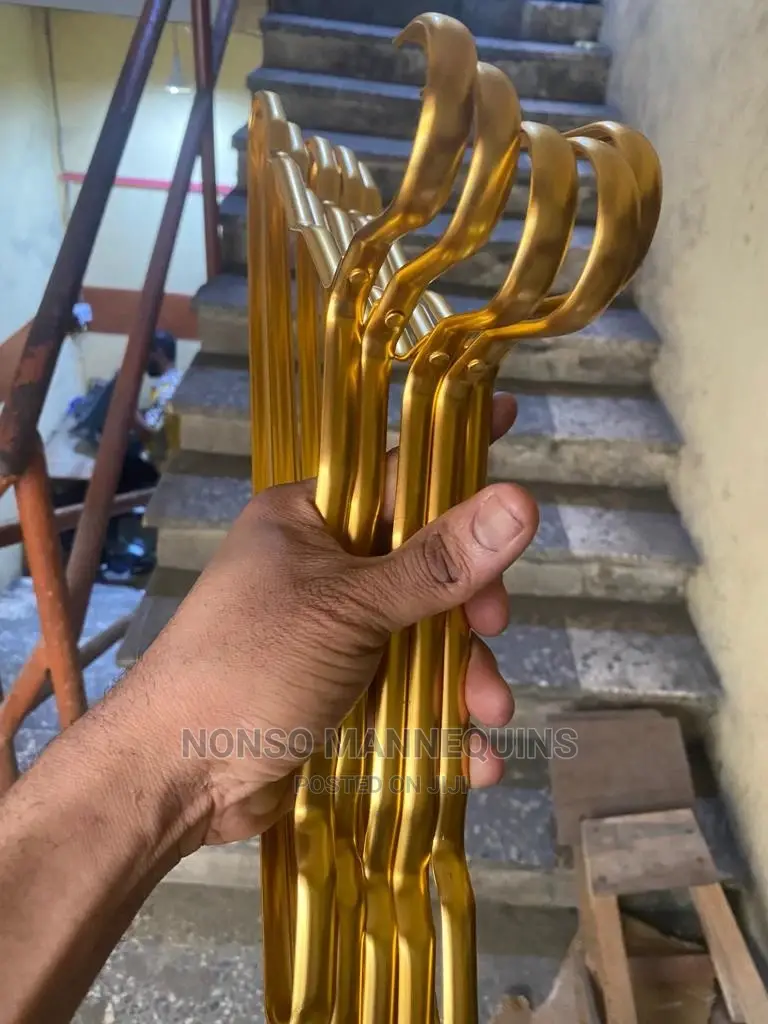 Gold Chrome Luxury Clothes Display Aluminum Hangers