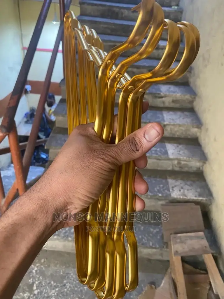 Gold Chrome Luxury Clothes Display Aluminum Hangers