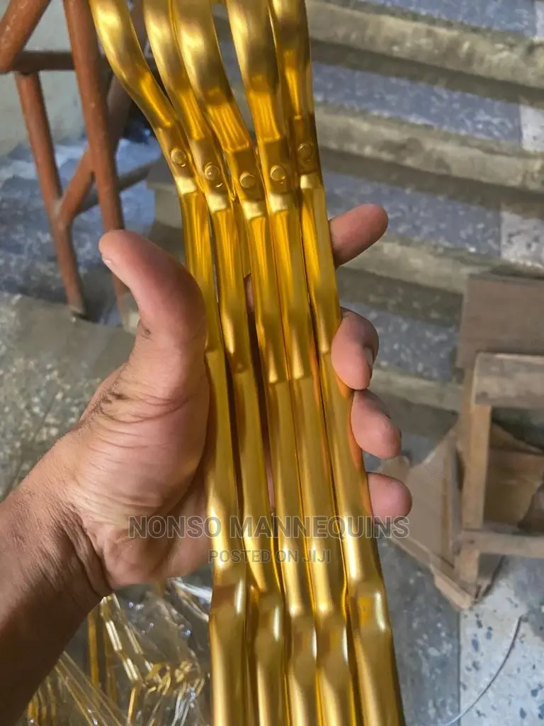 Gold Chrome Luxury Clothes Display Aluminum Hangers