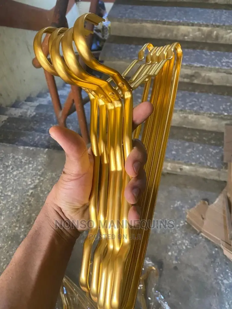 Gold Chrome Luxury Clothes Display Aluminum Hangers