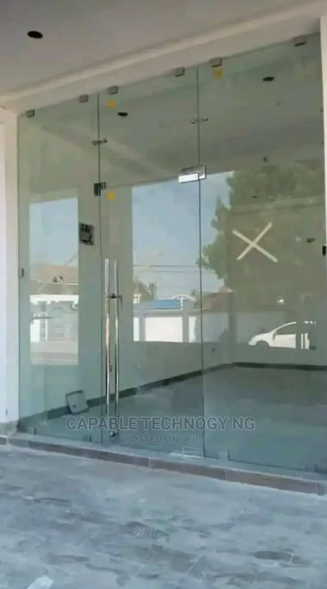 Standard Frameless Partition Work